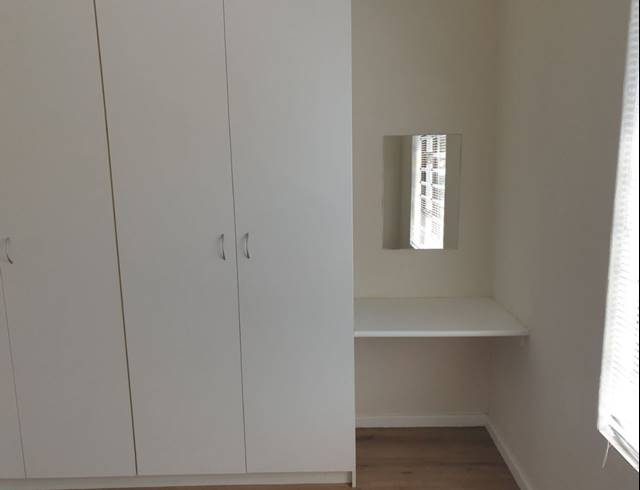 2 bed property to rent in BURGUNDY ESTATE